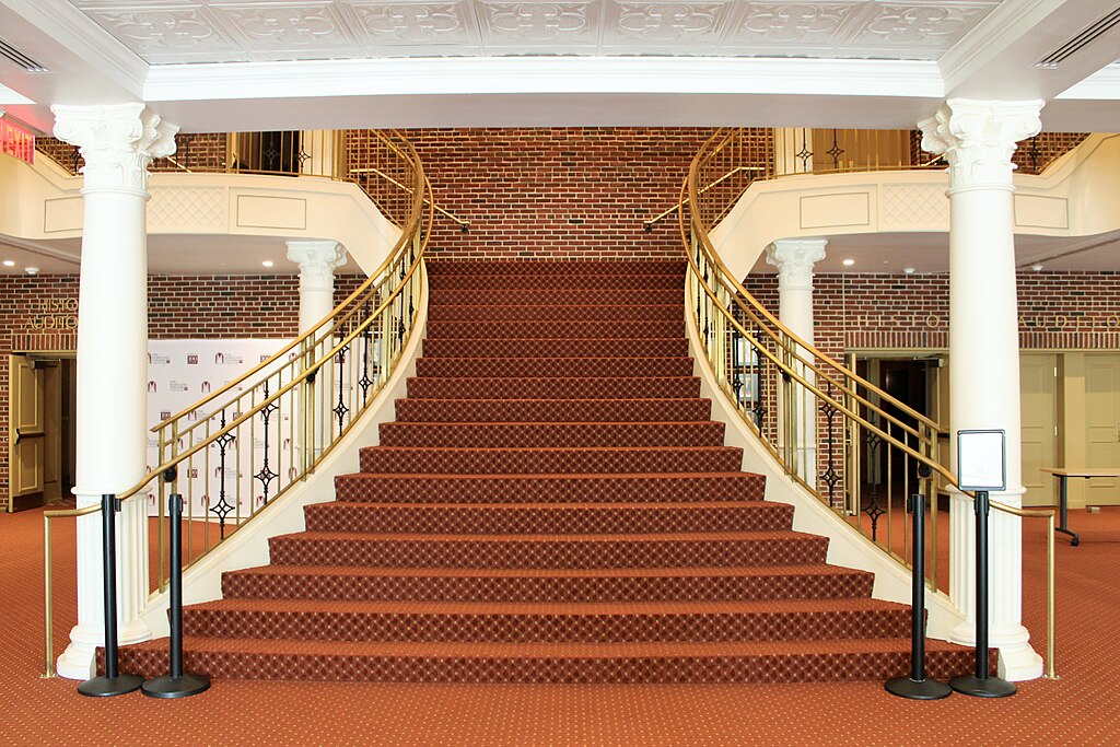 Maryland Theatre staircase